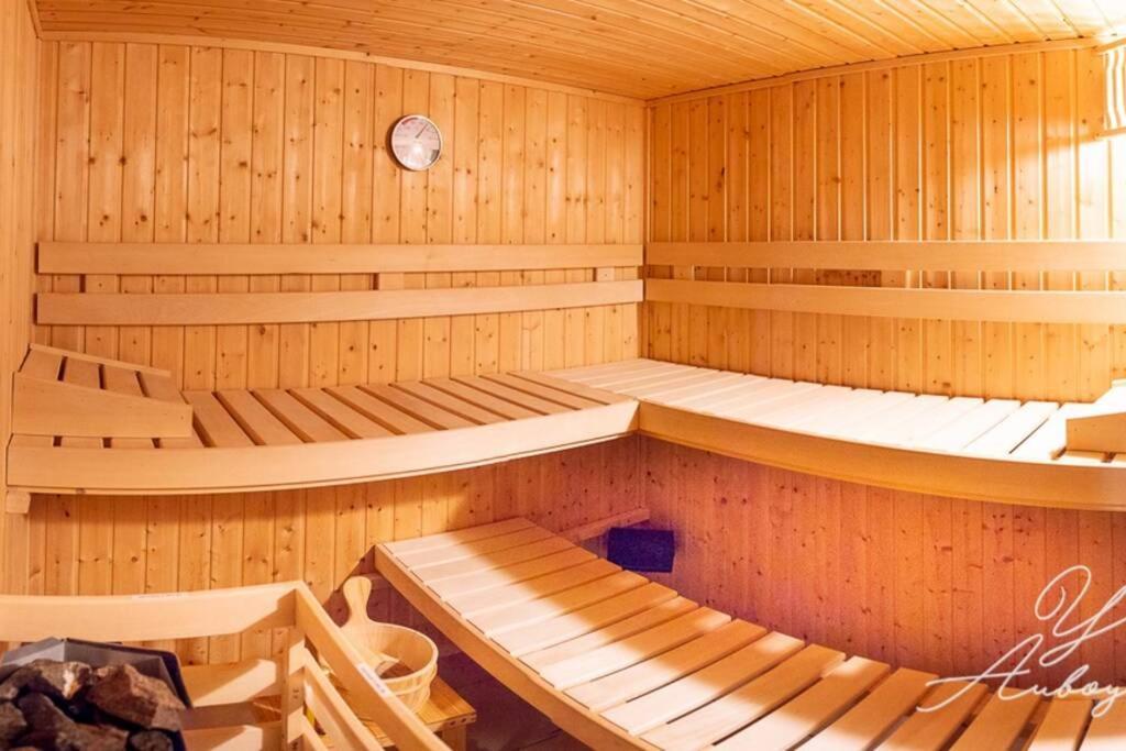 Chalet La Calougeotte, Jardin, Spa Et Sauna Prives ル・メニル エクステリア 写真