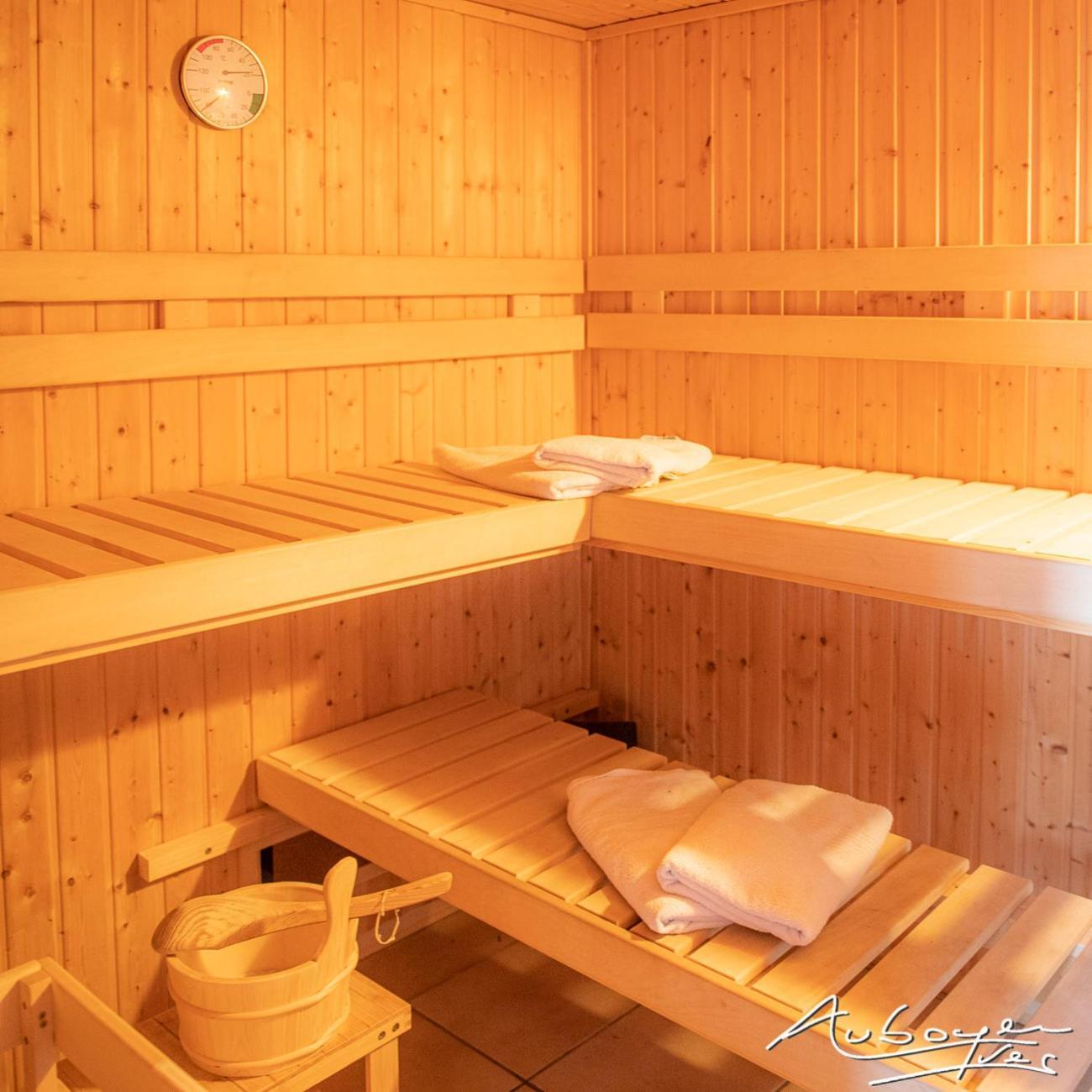 Chalet La Calougeotte, Jardin, Spa Et Sauna Prives ル・メニル エクステリア 写真
