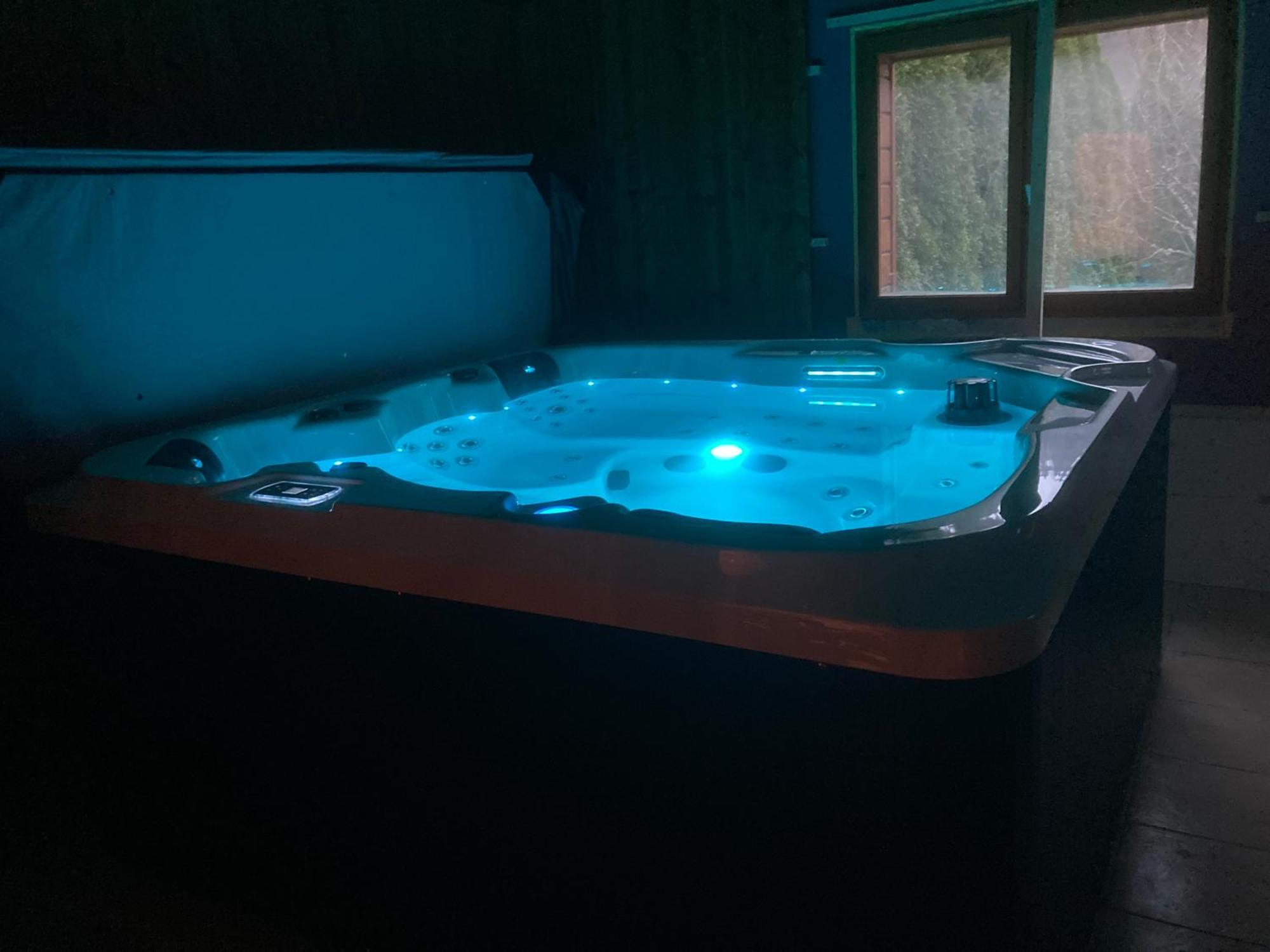 Chalet La Calougeotte, Jardin, Spa Et Sauna Prives ル・メニル エクステリア 写真