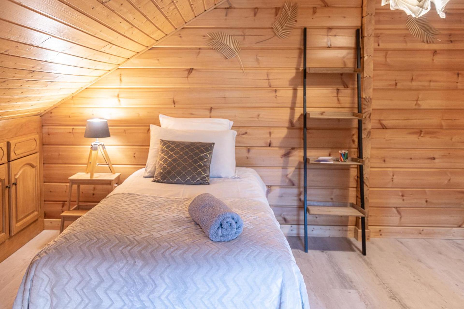 Chalet La Calougeotte, Jardin, Spa Et Sauna Prives ル・メニル エクステリア 写真
